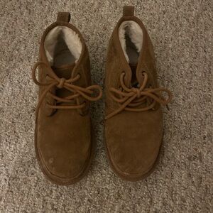 Chestnut Uggs
